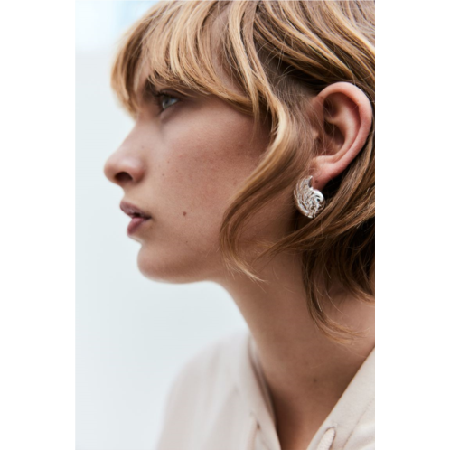 H&M Shell-shaped Earrings