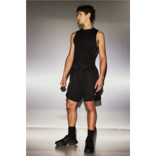 H&M DryMoveu2122 Stretch Sports Shorts with Zipper Pockets