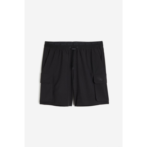 H&M DryMoveu2122 Cargo Sports Shorts