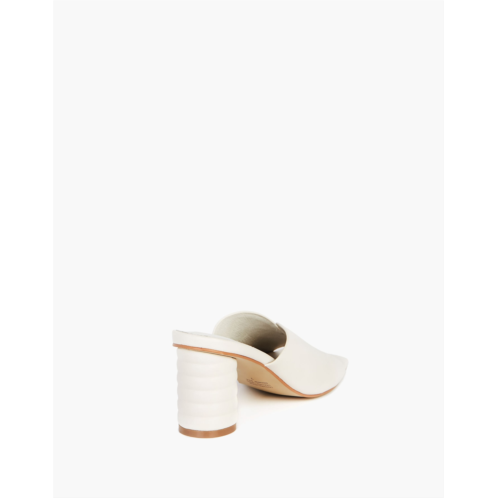 Madewell Intentionally Blank Leather Kamika Mules in Cream