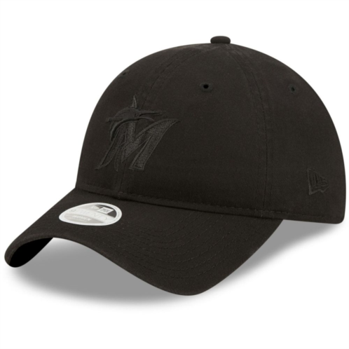 Womens New Era Miami Marlins Black on Black Core Classic II 9TWENTY Adjustable Hat