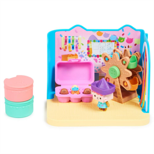 Spin Master Gabbys Dollhouse Baby Box Cat Craft-A-Riffic Room with Exclusive Figure