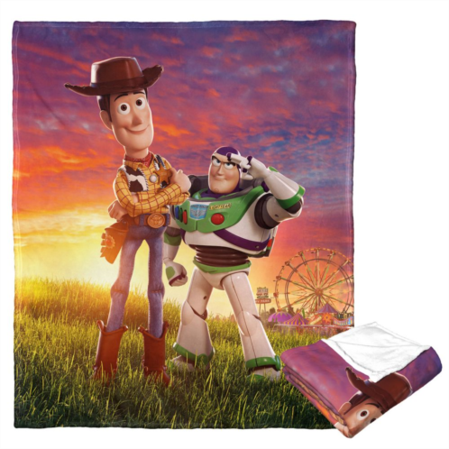 Disney / Pixars Toy Story Woody & Buzz Lightyear Carnival Pals Throw Blanket
