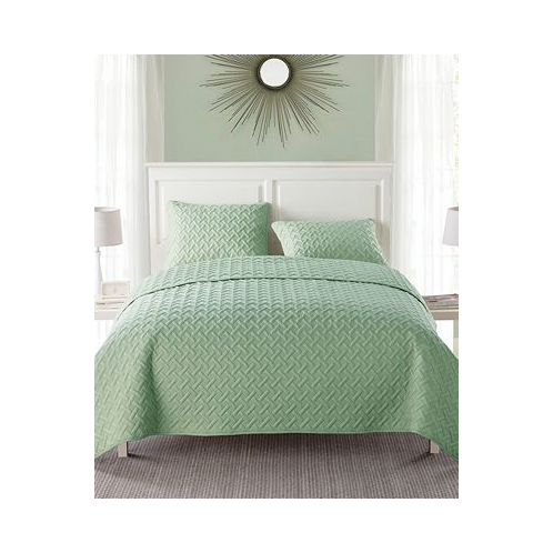 VCNY Home Nina 2-Piece Embossed Twin Quilt Set