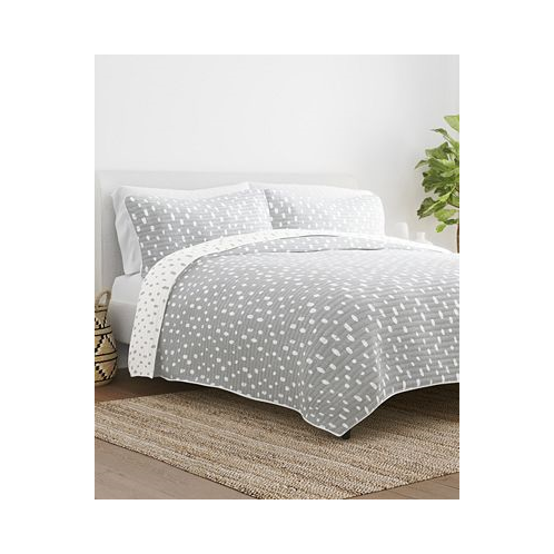 Ienjoy Home All Season 2 Piece Painted Dots Reversible Quilt Set Twin/Twin XL