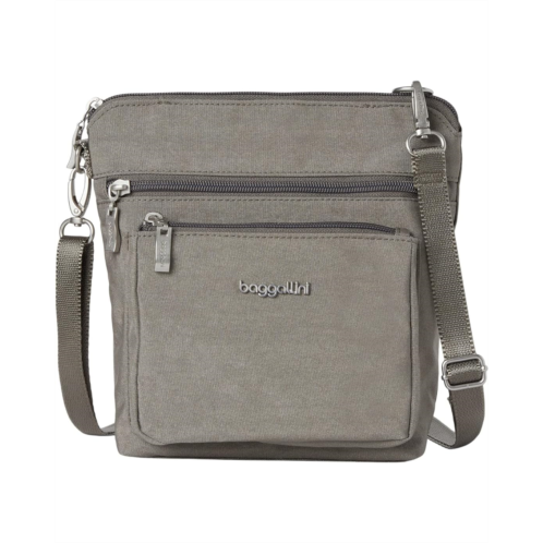 Baggallini Modern Pocket Crossbody