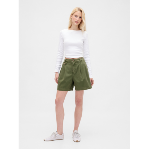 Gap 6 Mid Rise Twill Pleated Trouser Shorts