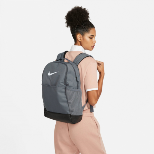 Nike Brasilia MD 9.5 Backpack Black / White 01