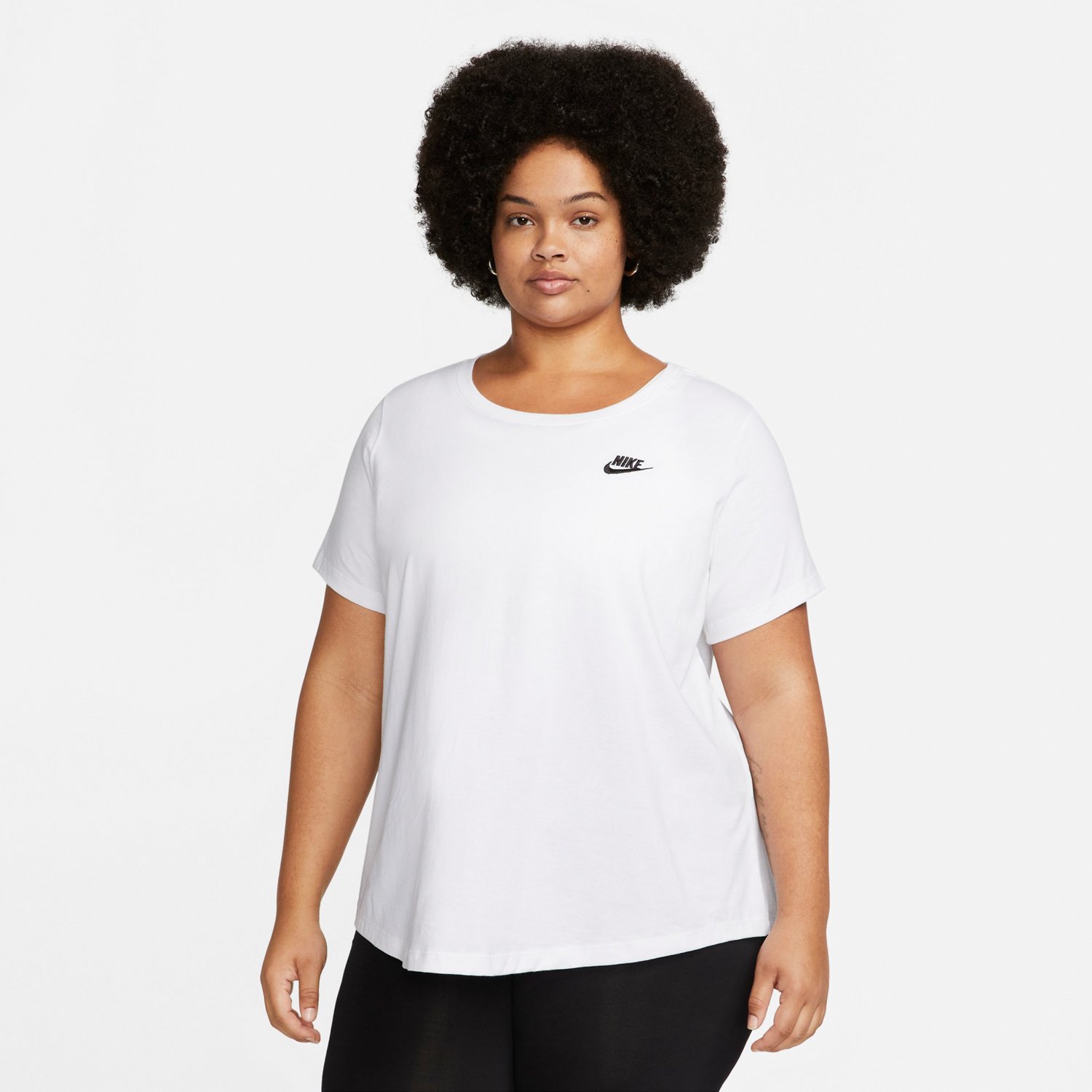 Nike Plus Size Womens Sportswear Club T-shirt