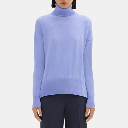 Theory Karenia Turtleneck Sweater in Cashmere