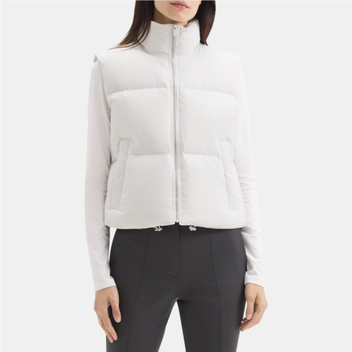 Theory Cropped Puffer Vest in City Poly