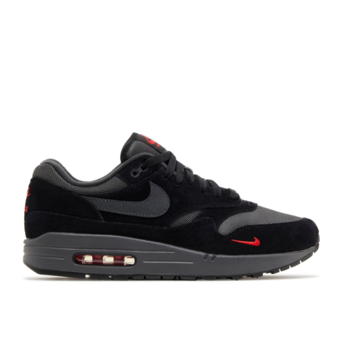 Nike Air Max 1 Black University Red