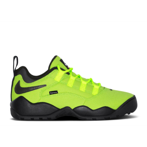 Nike Supreme x Darwin Low SB Volt