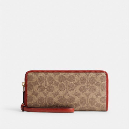 Coach Essential Continental Wallet In Signature Canvas