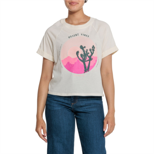 Bearpaw Desert Cactus Graphic Crop T-Shirt - Short Sleeve
