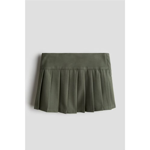 H&M Pleated Twill Skirt