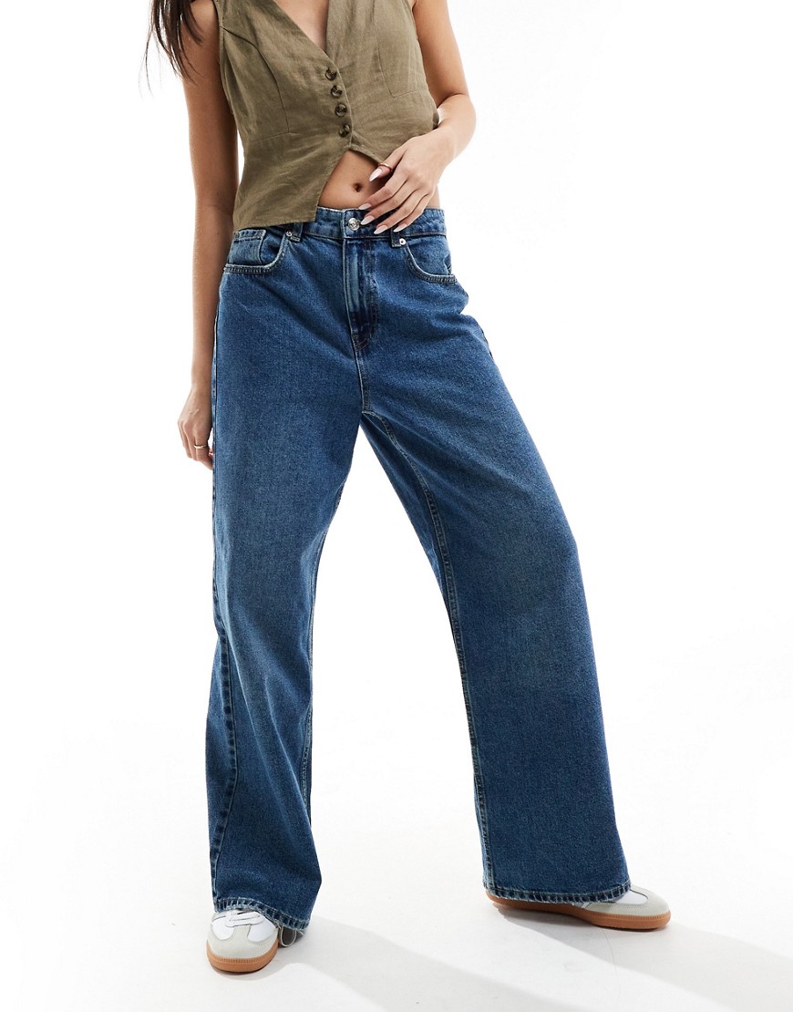 Only Maisie low rise baggy jeans in mid vintage wash