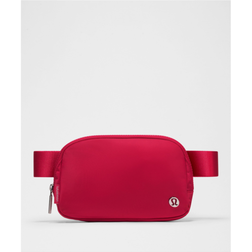 Lululemon Everywhere Belt Bag 1L
