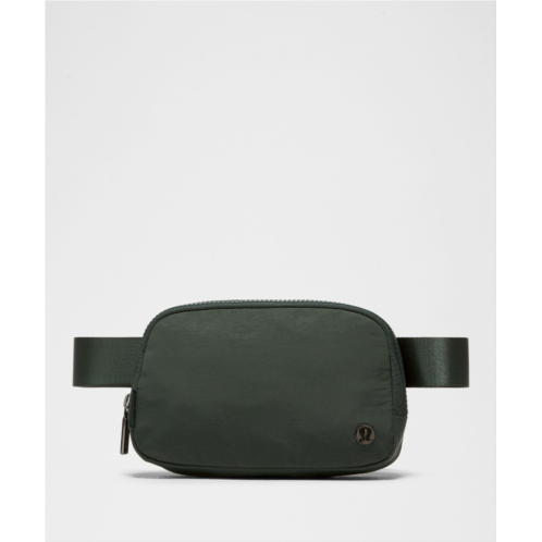 Lululemon Everywhere Belt Bag with Long Strap 1L