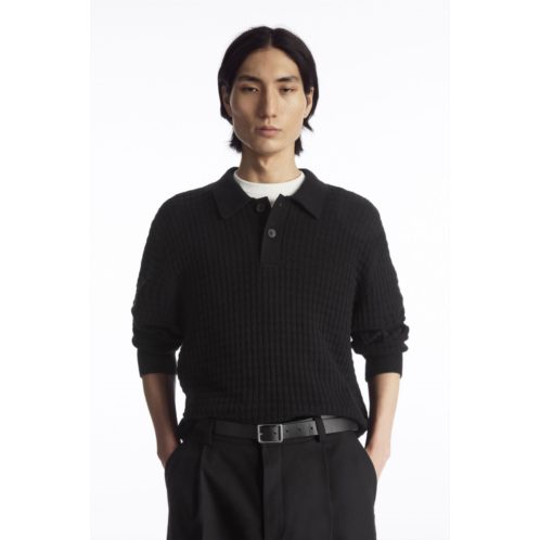 Cos TEXTURED KNITTED POLO SHIRT