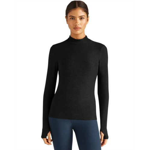 Womens Beyond Yoga Featherweight Moving On Pullover