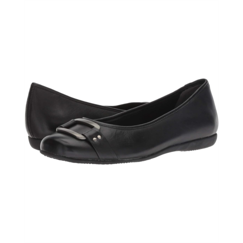 Womens Trotters Sizzle Signature