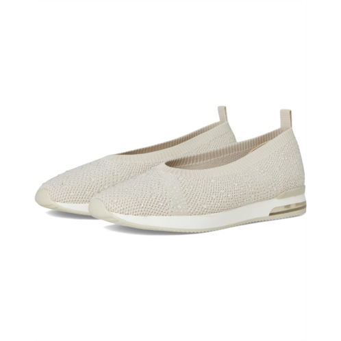 Kenneth Cole Reaction Evaline