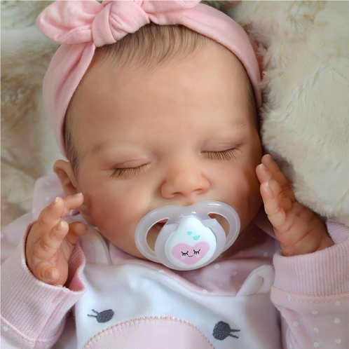 ADFO Lifelike Reborn Baby Dolls, 20 inch Realistic Newborn Sweet Smile Real Life Baby Girl Dolls Soft Full Body Vinyl Baby Dolls with Clothes and Toy Gift for Kids Age 3+