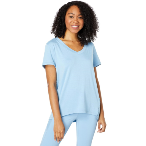 THRIVE SOCIETE Relaxed V-Neck Tee