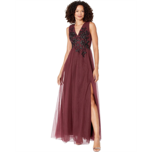 BCBGMAXAZRIA Long Tulle and Lace Applique Evening Dress