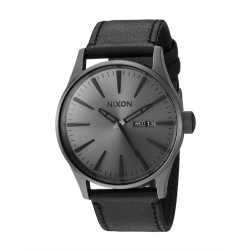 Nixon Sentry Leather