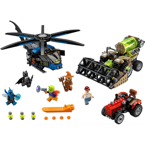 LEGO Super Heroes 76054 Batman: Scarecrow Harvest of Fear Building Kit (563 Piece)