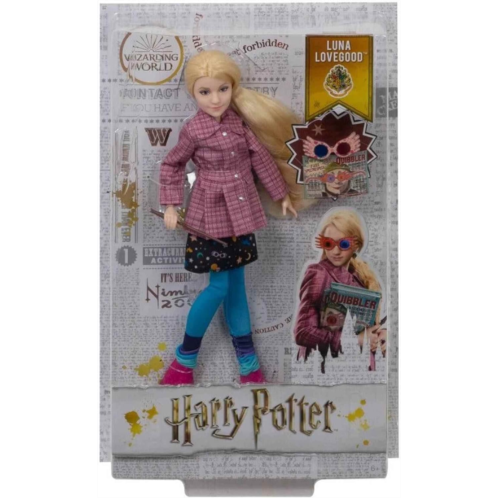 Mattel Harry Potter Collectible Toy, Luna Lovegood Doll & Accessories, Signature Look with Quibbler & Spectrespecs