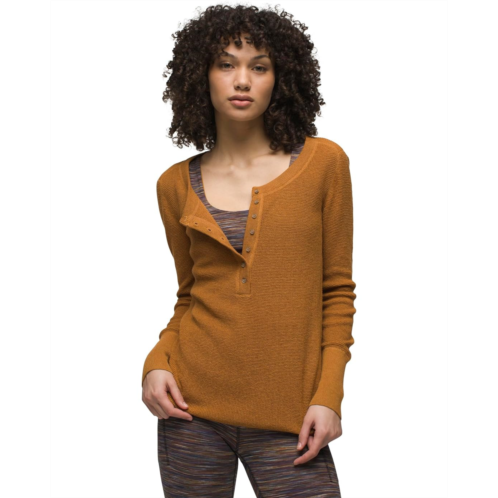 Prana Milani Henley