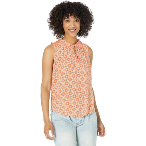 Bobeau Crochet Yoke Sleeveless Top