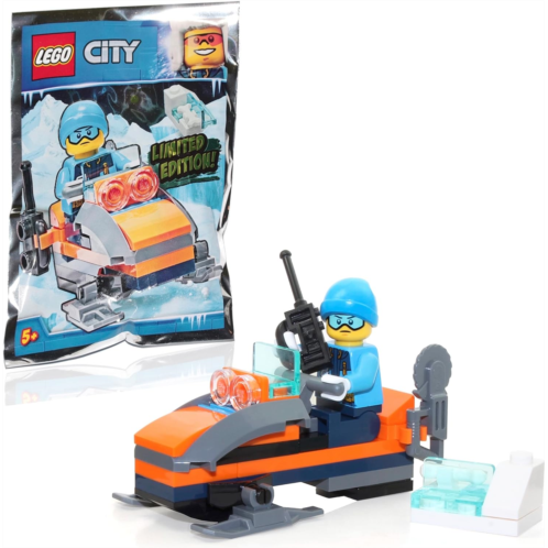LEGO City Winter Holiday Minibuild - Arctic Explorer Minifigure with Snowmobile (40 Pieces)