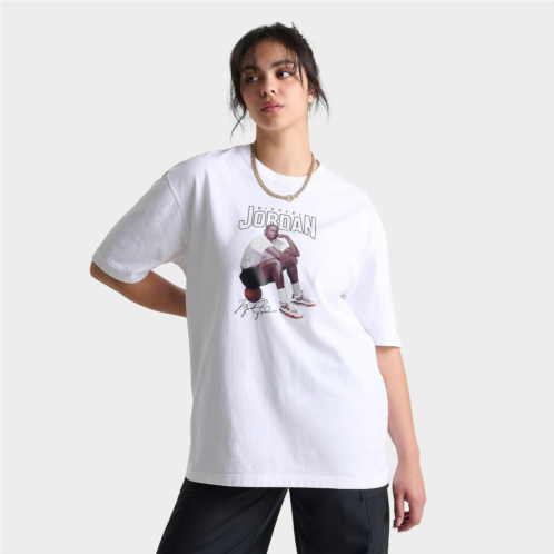 NIKE Womens Jordan Short-Sleeve Oversized Graphic T-Shirt