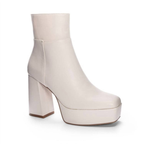 CHINESE LAUNDRY norra smooth platform boot in white