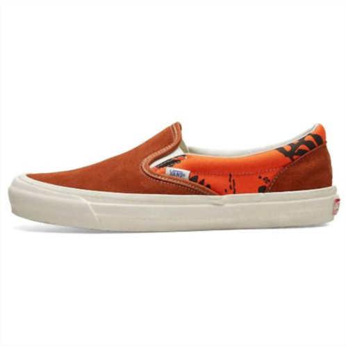 Vans mens modernica u og classic slip on shoes in hawaiian/brown