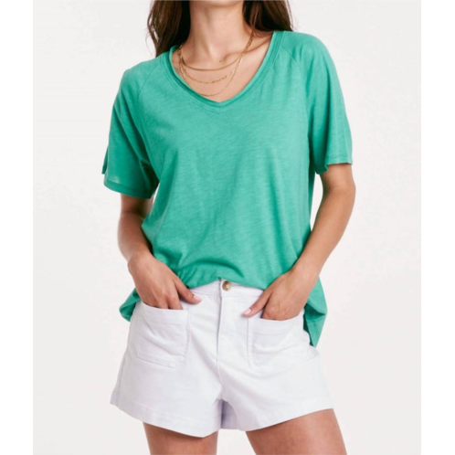 Another Love taylor relaxed v-neck slubbed basic tee in garden green