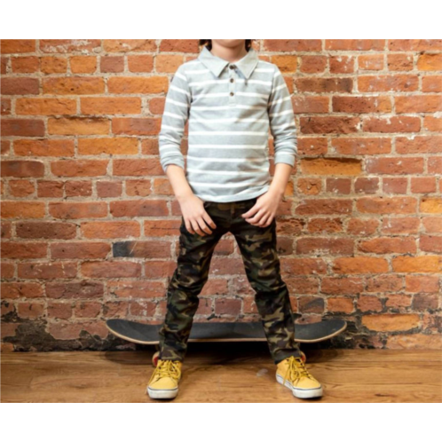 Appaman boys skinny leg twill pants in camo