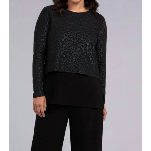 Sympli go to cropped t 3/4 sleeve top in black emboss