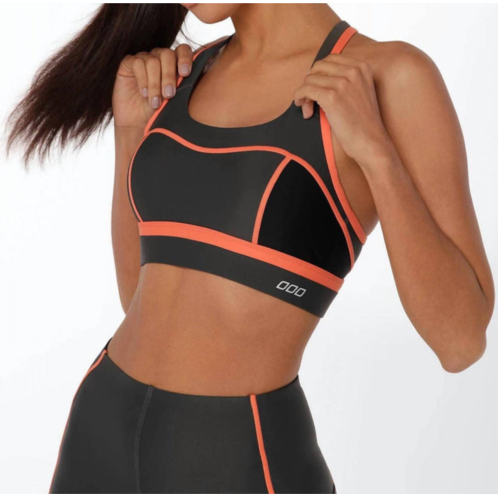 Lorna Jane accentuate sports bra in titanium