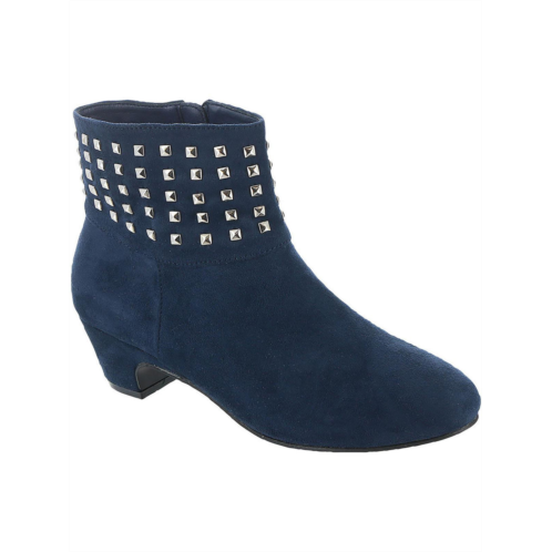 Masseys presley womens faux leather studded ankle boots