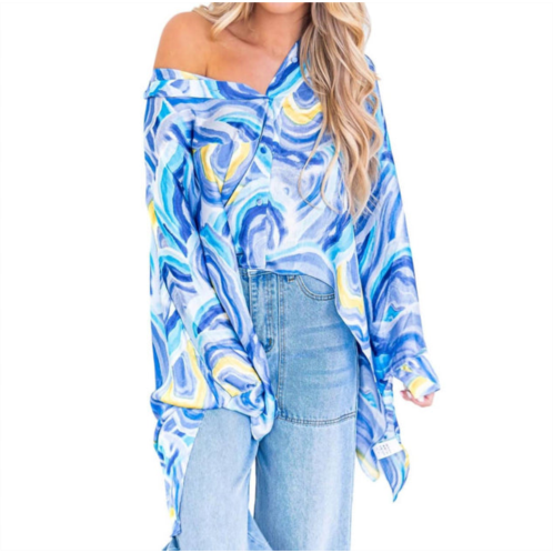 Ee:some kiss the girl print top in blue