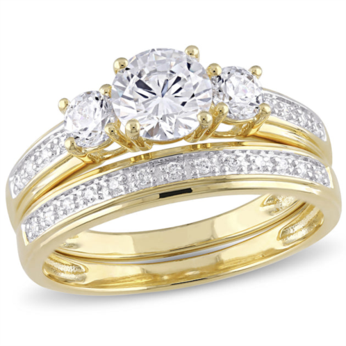 Mimi & Max 2 1/5ct tgw cubic zirconia 3-stone bridal ring set in yellow plated sterling silver