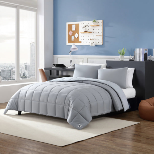 Nautica longdale full/queen reversible comforter and sham set