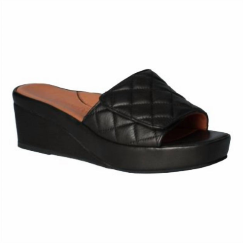 womens jehanna sandal in black lamba