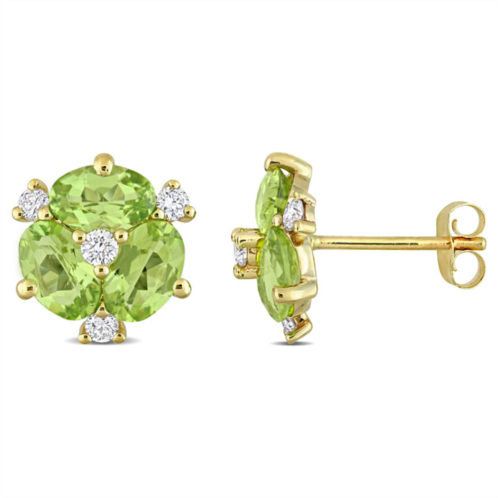 Mimi & Max 2 4/5ct tgw peridot and 1/4ct tdw diamond oval stud earrings in 14k yellow gold