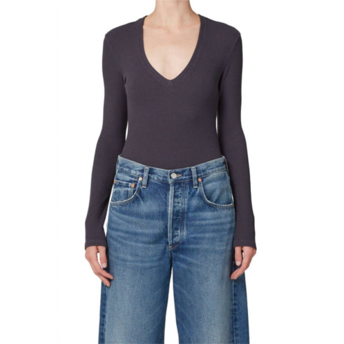 Citizens of Humanity florence v neck top in charcoal